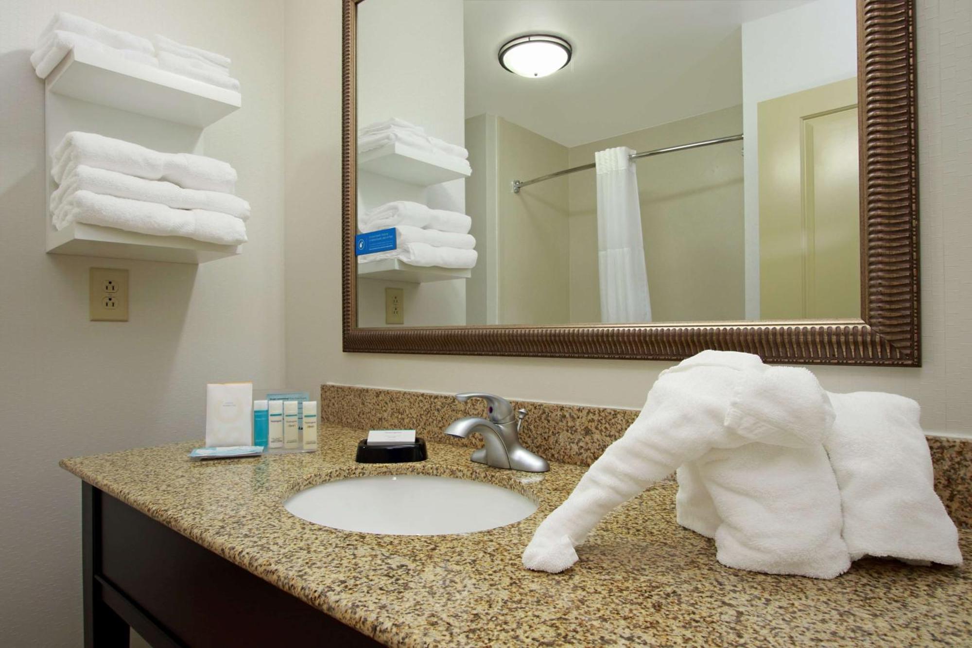 Hampton Inn Winfield Tucker Экстерьер фото